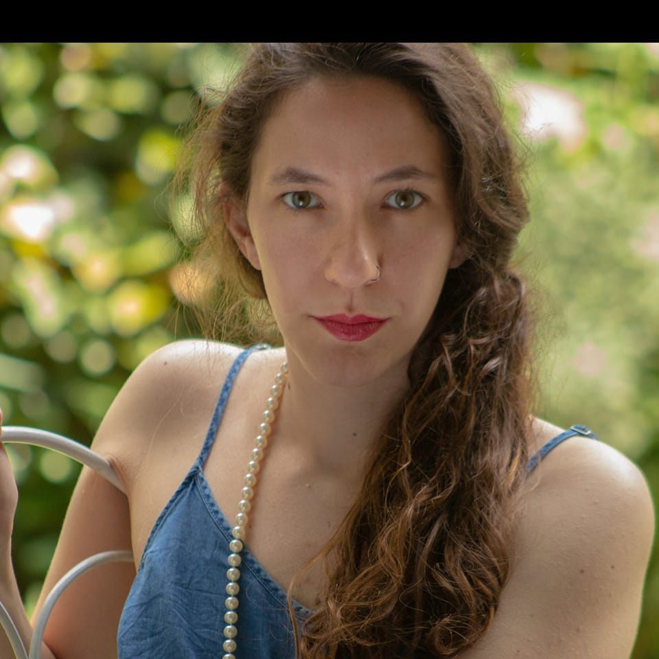 Helena Aparicio
